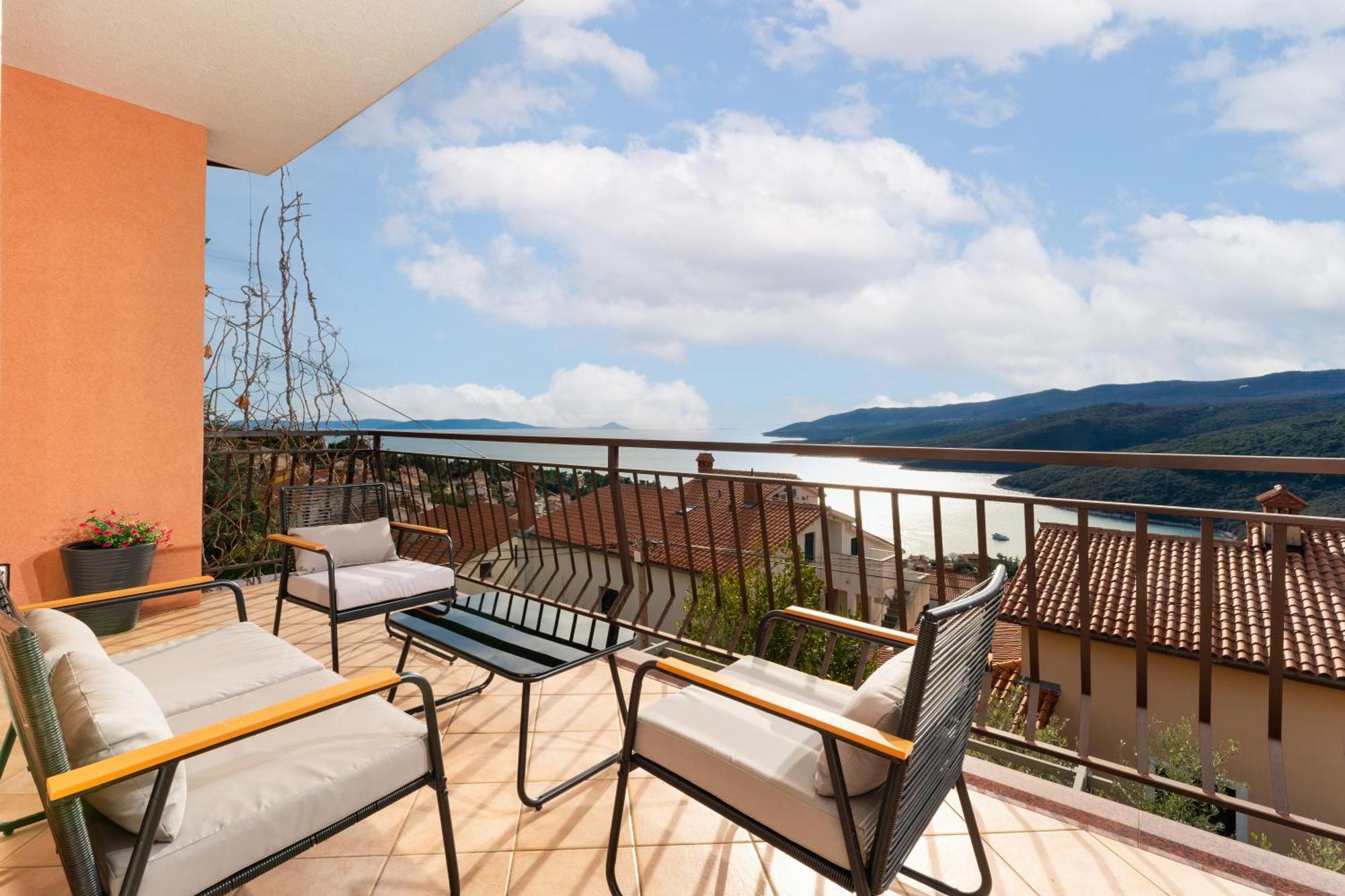 Oriana Apartment *